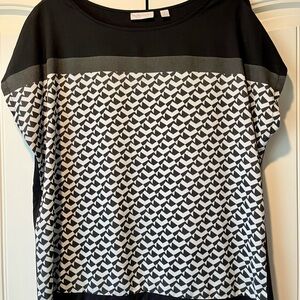 Black and White Geometric Women's Top